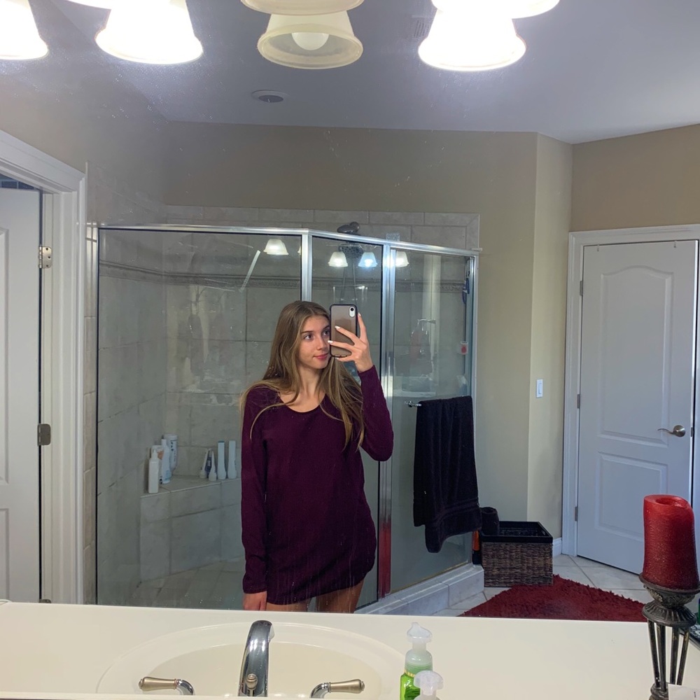 Max Studio Burgundy Sweater